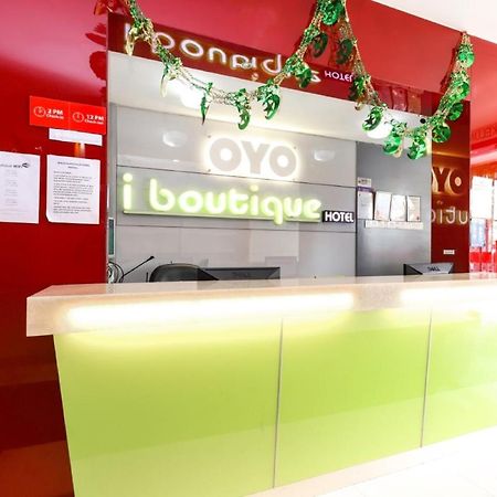 OYO 331 i精品酒店 八打灵再也 外观 照片